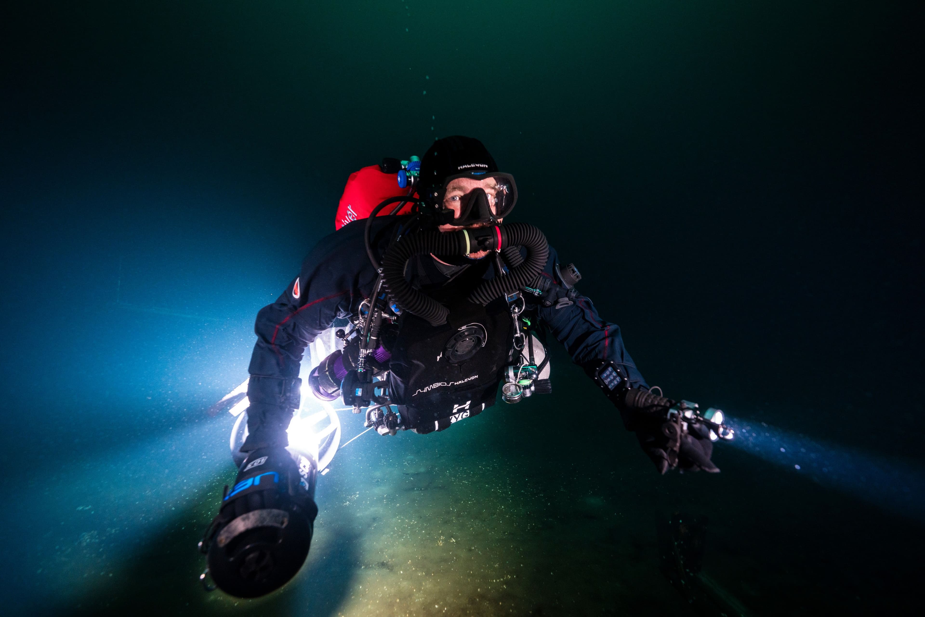 Diver with Symbios Chest Mount Rebreather underwater
